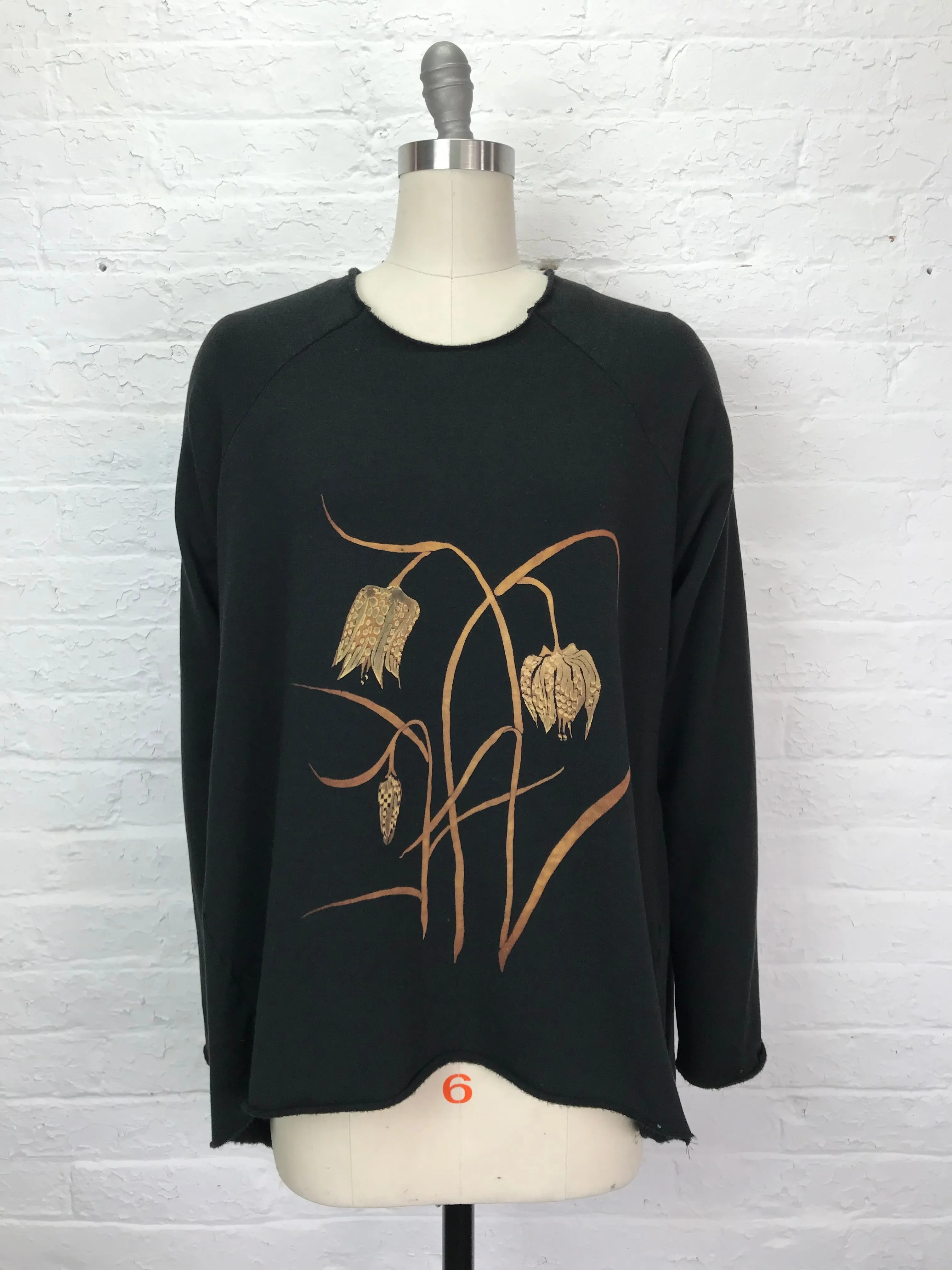 Fleece Raglan Sweatshirt in Fritillaria - Medium