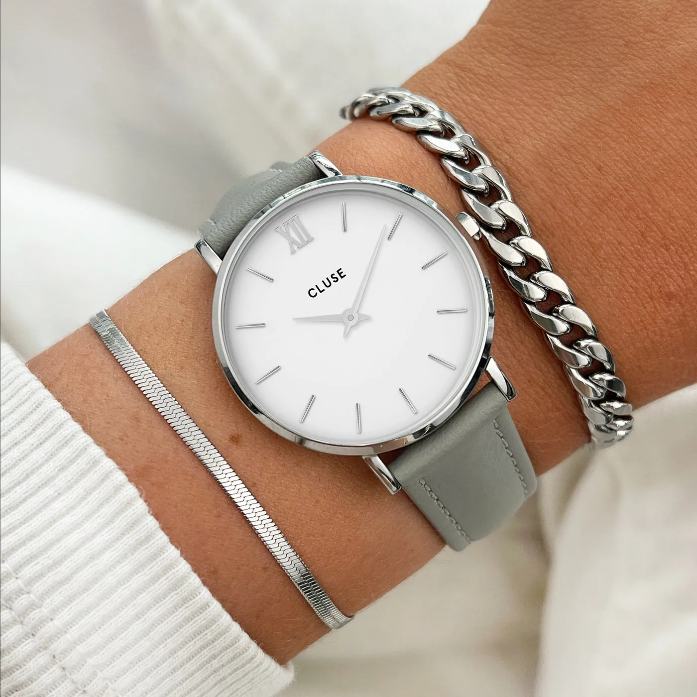 Gift Box Minuit Watch Mesh & Grey Leather Strap, Silver Colour