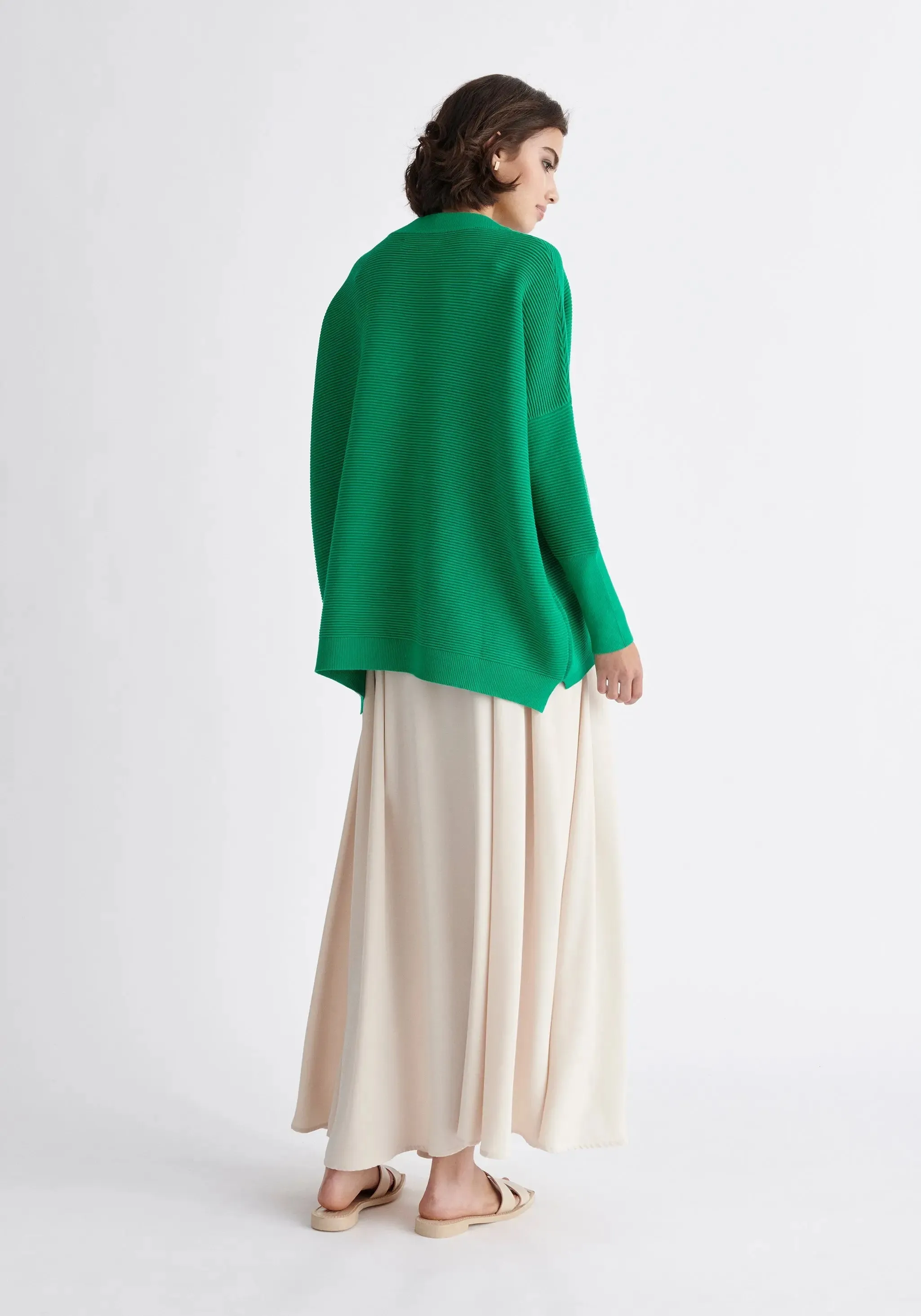 Green V-Neck Ribbed Jumper