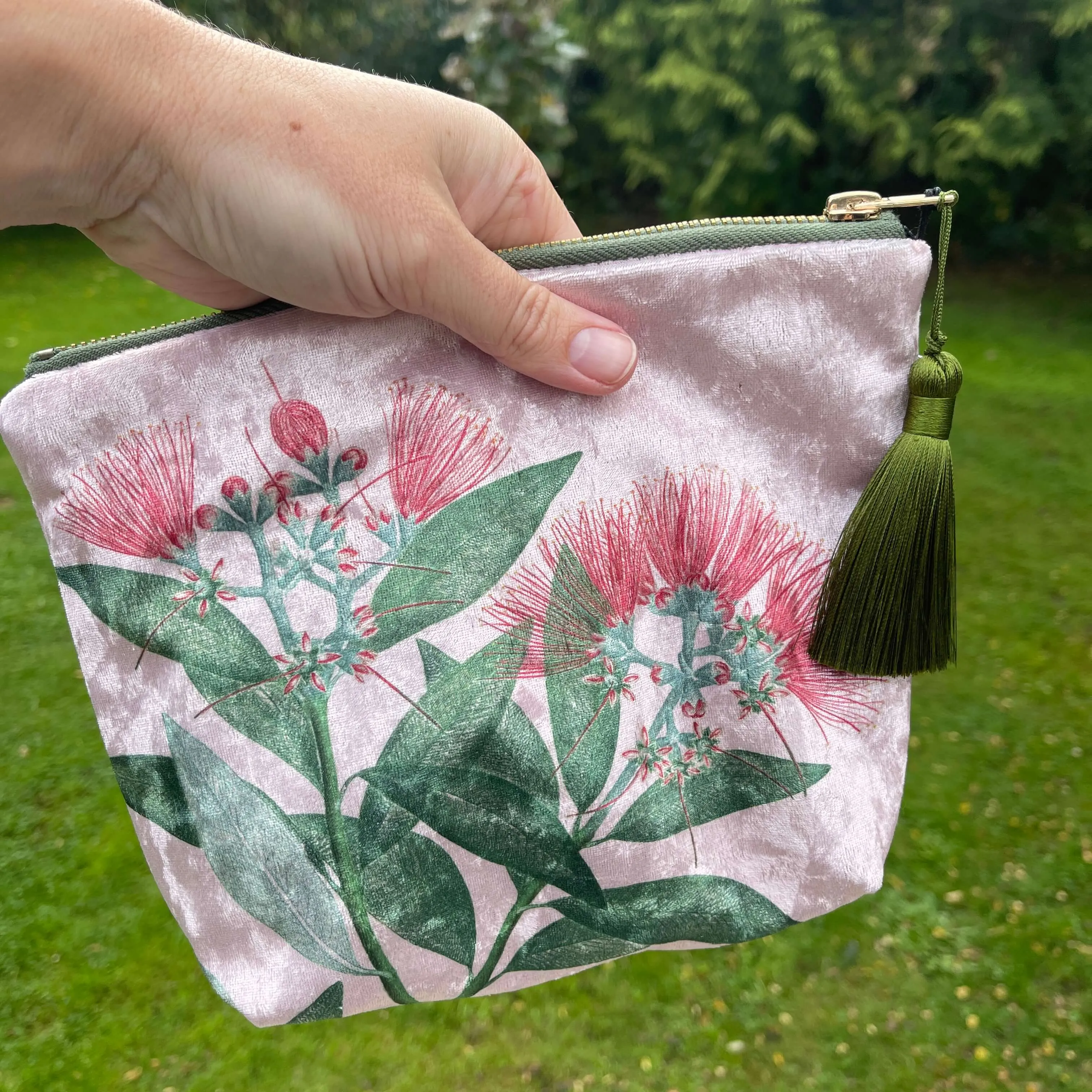 Pōhutukawa Flower Velvet Cosmetic Bag