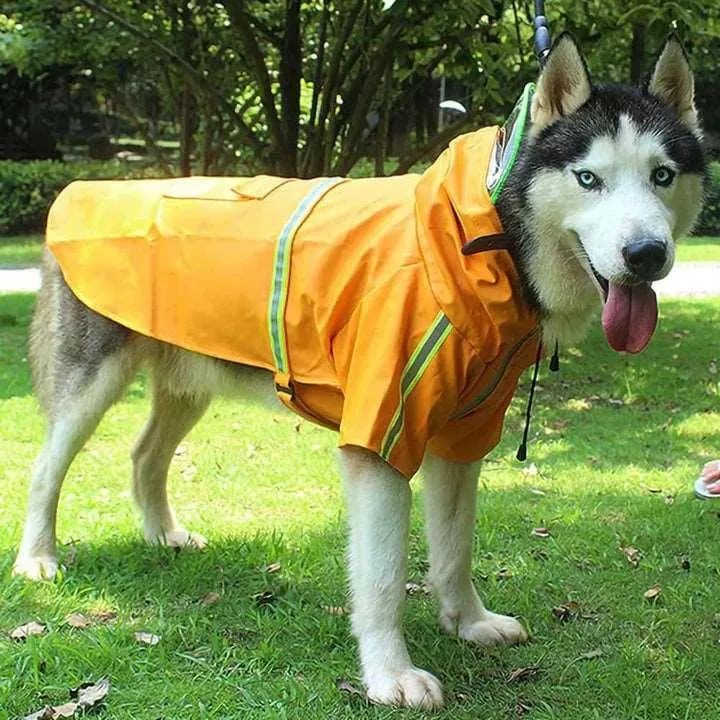 Rainaway™ - Dog Raincoat With Leash/Harness Port