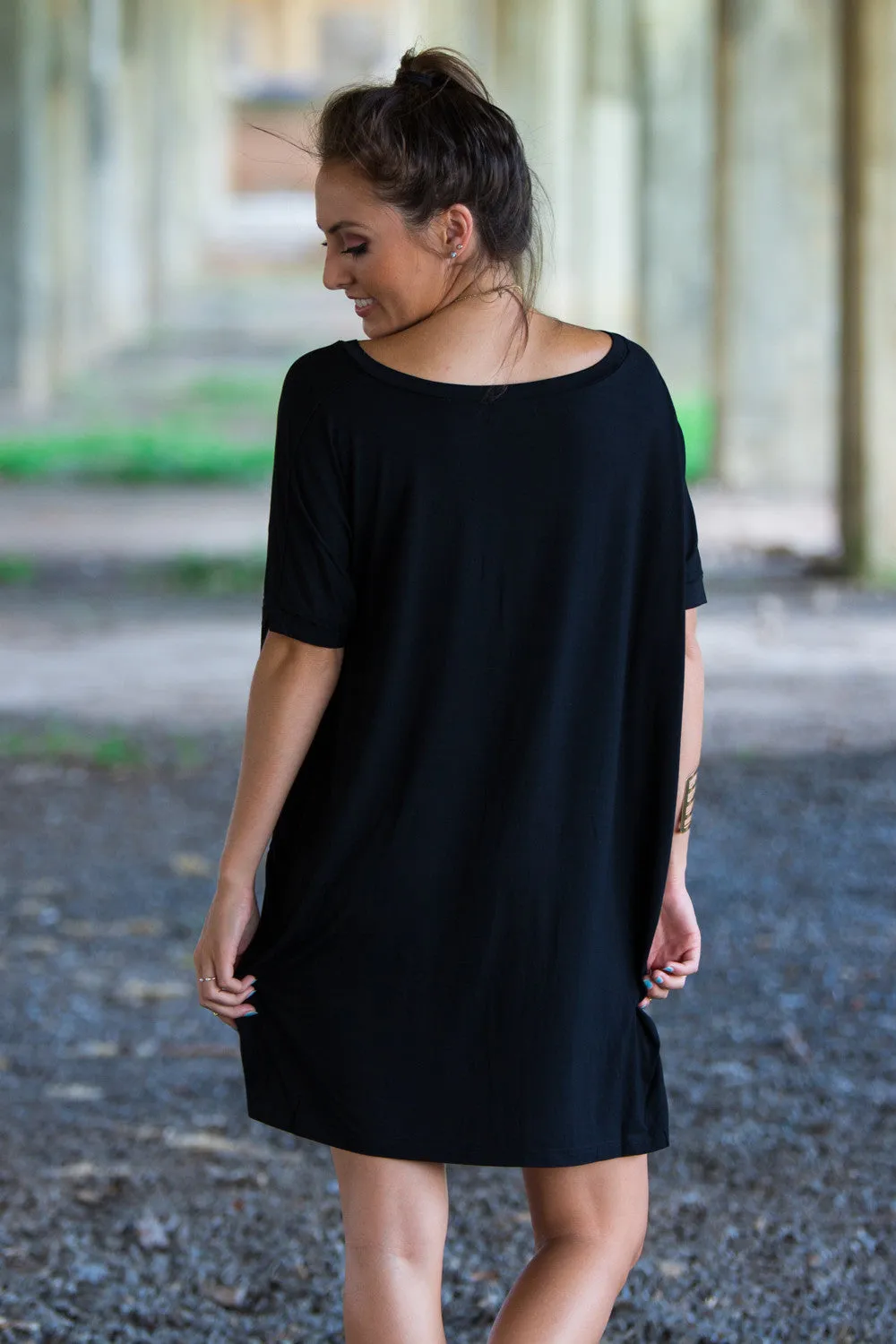 SALE-The Perfect Piko Short Sleeve V-Neck Tunic-Black