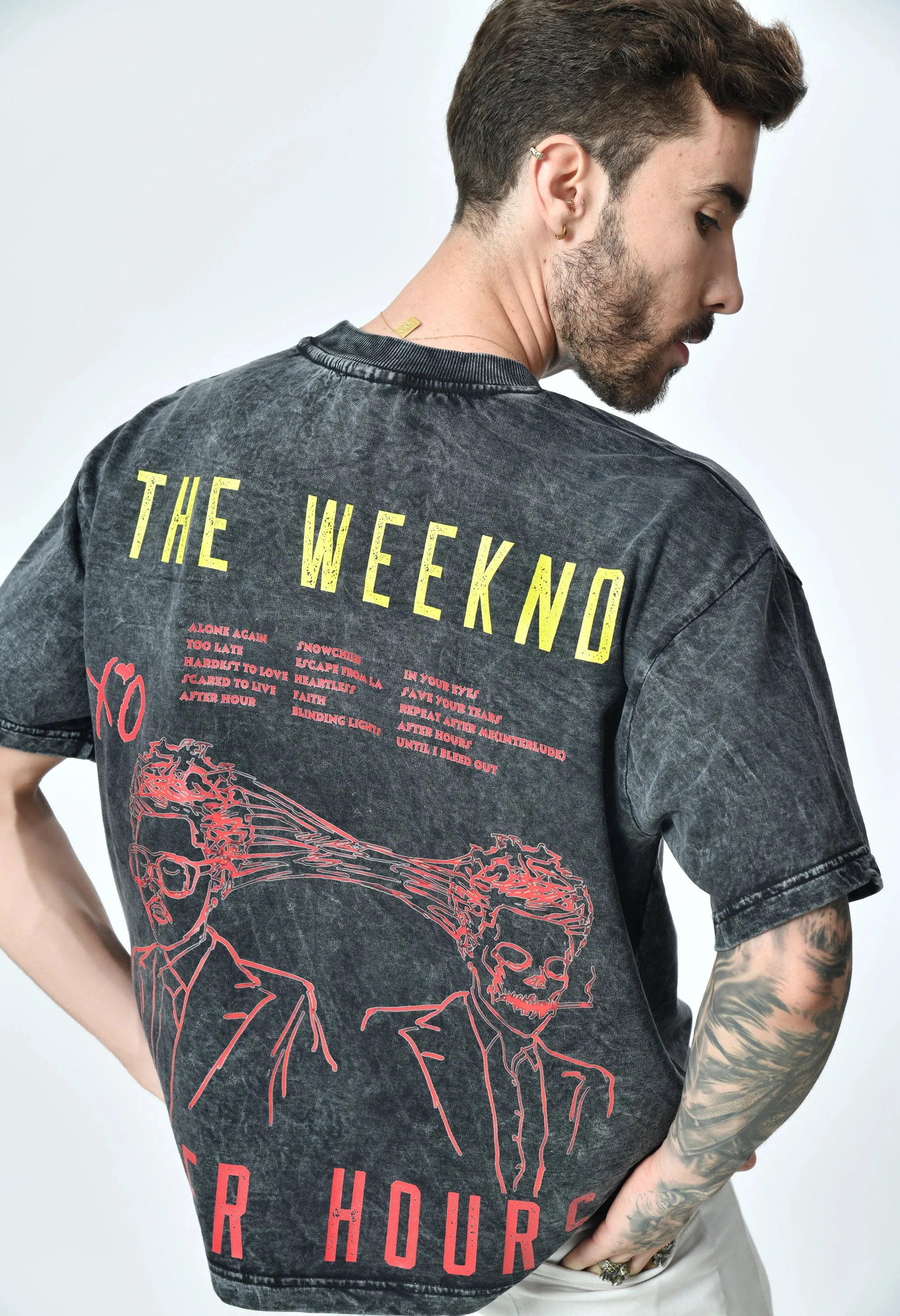 THE WEEKDN - OVERSIZED T-SHIRT