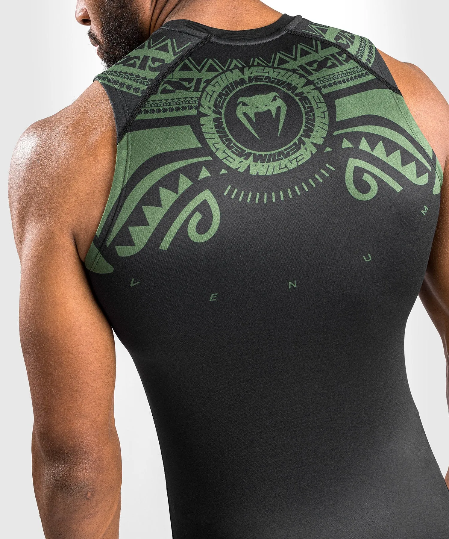 Venum Nakahi Rashguard - Sleeveless - Black/Khaki