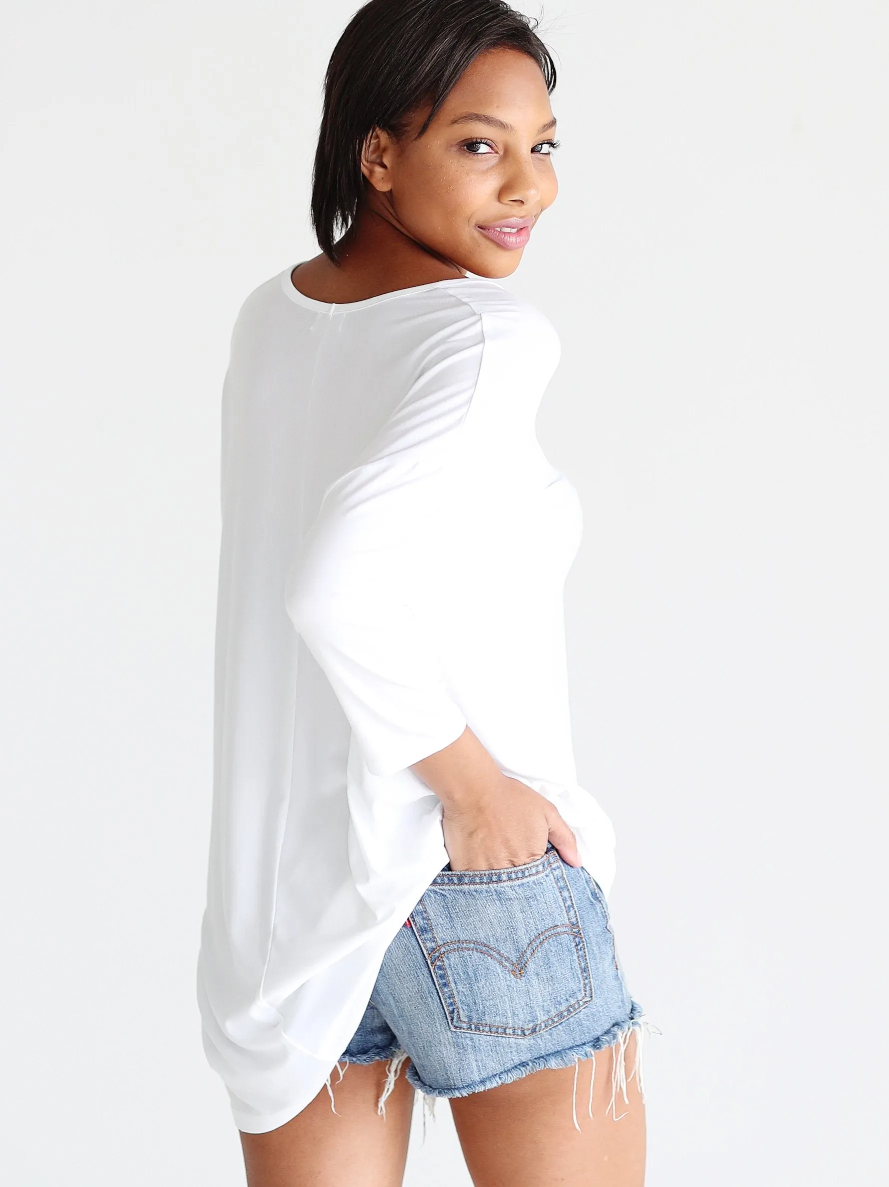 White DLMN V-Neck 3/4 Sleeve Tunic